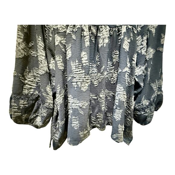 Maurices Blue Floral Peasant Top Size 3X Crochet Career Boho - Picture 8 of 12